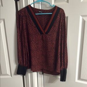 Express Women's V-Neck Leopard Blouse - Red and Black